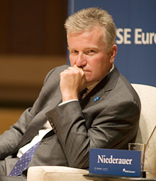 Duncan Niederauer at panel