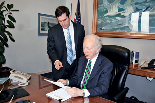 Stein advising Senator Lieberman in his office
